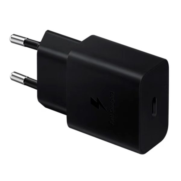 Adaptador de carga rápida 15W para dispositivos compatibles con USB-C.